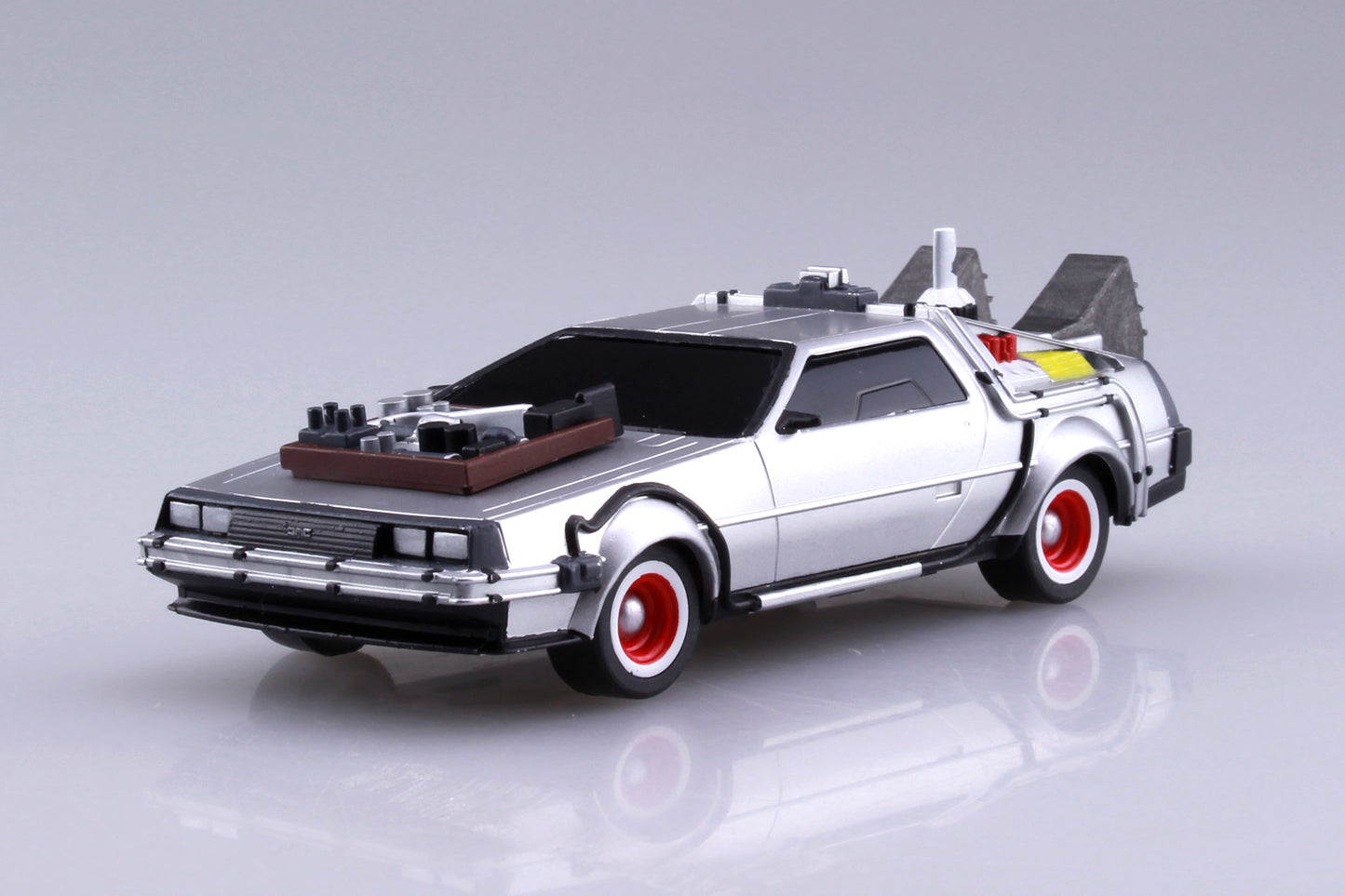 Back to the Future Part III pull-back DeLorean 1:43 scale plastic model kit [PRE-ORDER: Expected Availability January 2025] Model Kit Aoshima