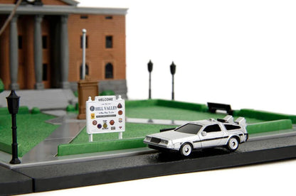 Back to the Future Courthouse die-cast Nano-scene w/ vehicles [PRE-ORDER: Expected Availability May 2025!] Die-cast Model Cars Jada Toys