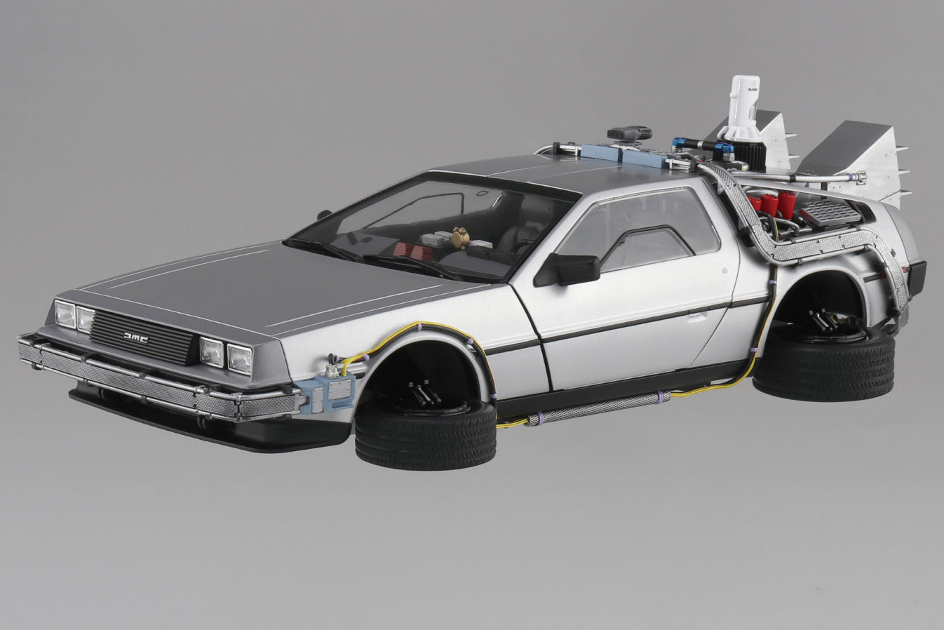 Back to the Future Part II DeLorean Time Machine 1:24 Scale Model Kit [PRE-ORDER: Expected Availability March 2025!] Model Kit Aoshima