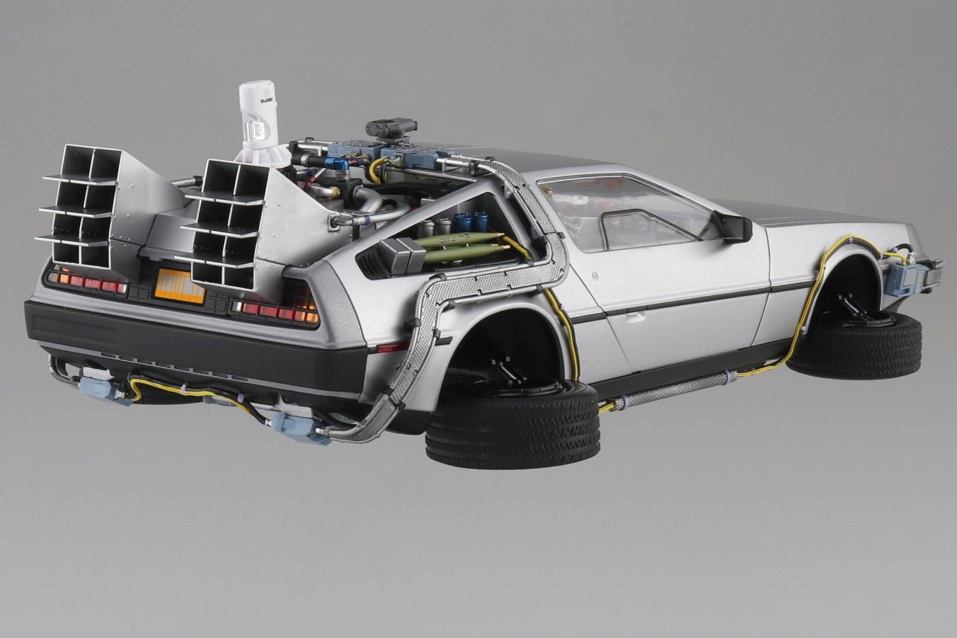 Back to the Future Part II DeLorean Time Machine 1:24 Scale Model Kit [PRE-ORDER: Expected Availability March 2025!] Model Kit Aoshima