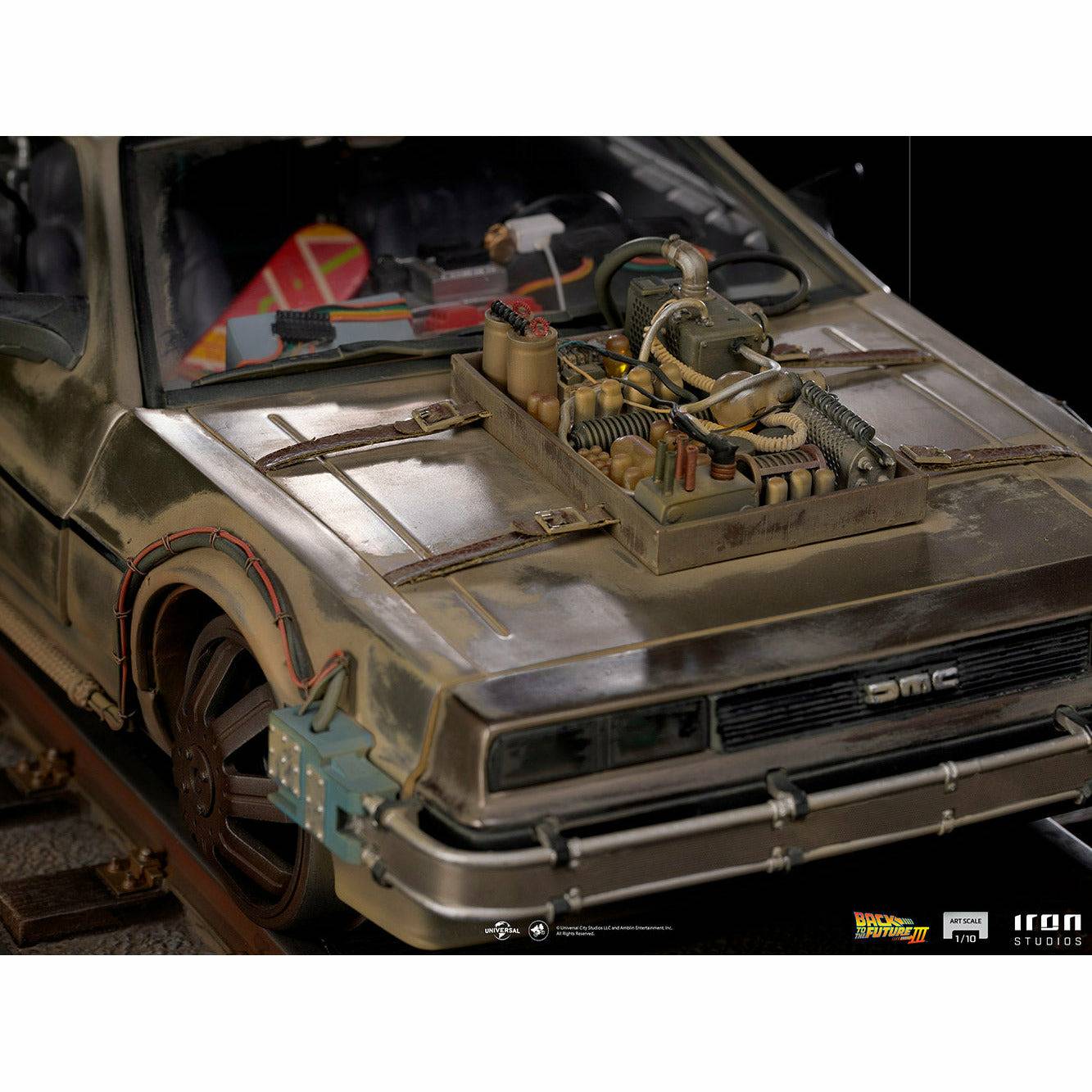 Iron Studios Back to the Future Part III DeLorean 1:10 Scale Statue Statue Iron Studios