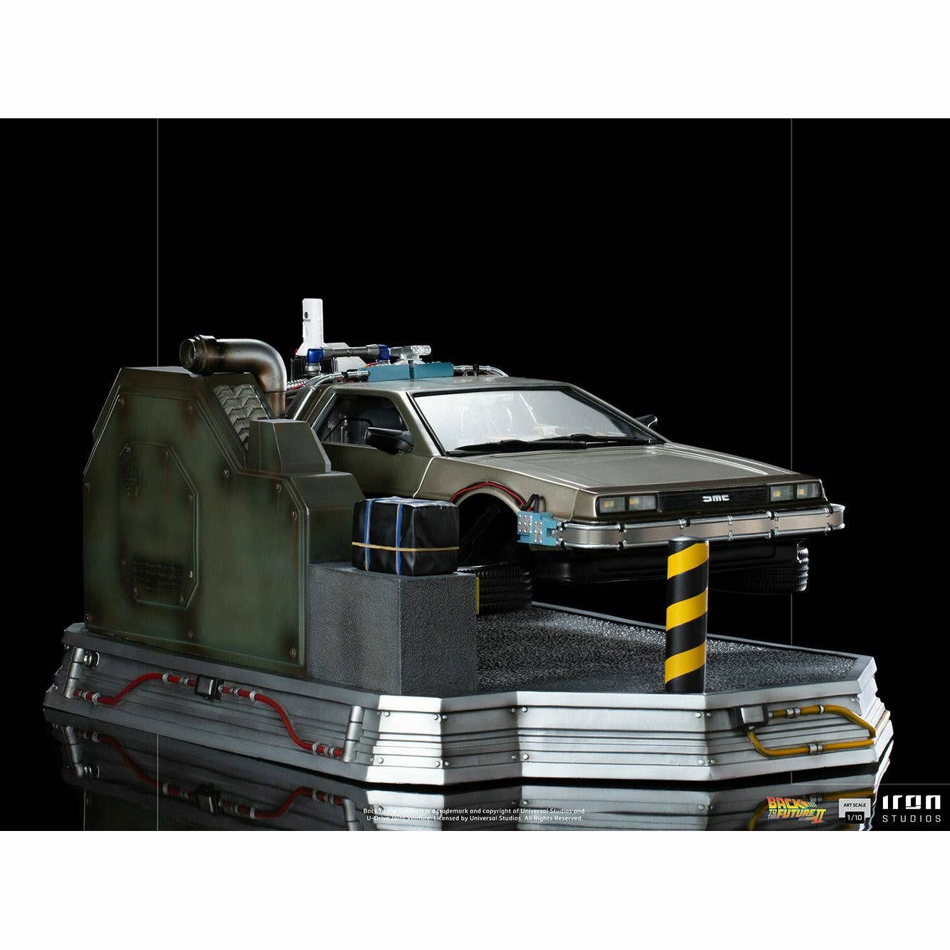 Iron Studios Back to the Future Part II DeLorean (Regular Version) 1:10 Scale Statue Statue Iron Studios