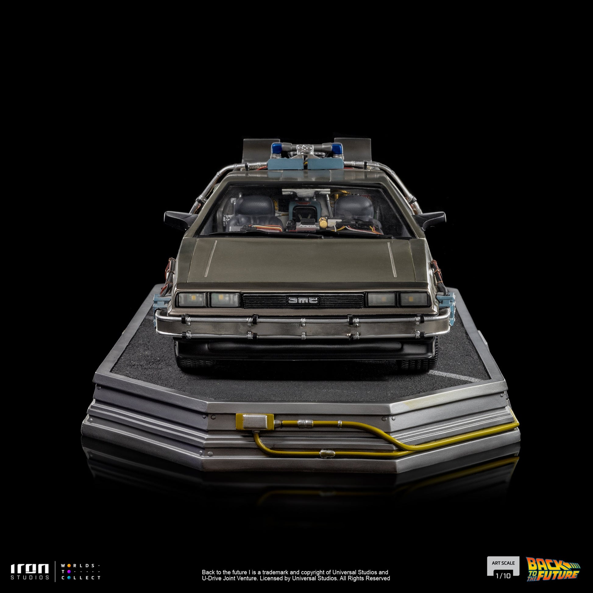 Iron Studios Back to the Future DeLorean 1:10 Scale Statue Statue Iron Studios